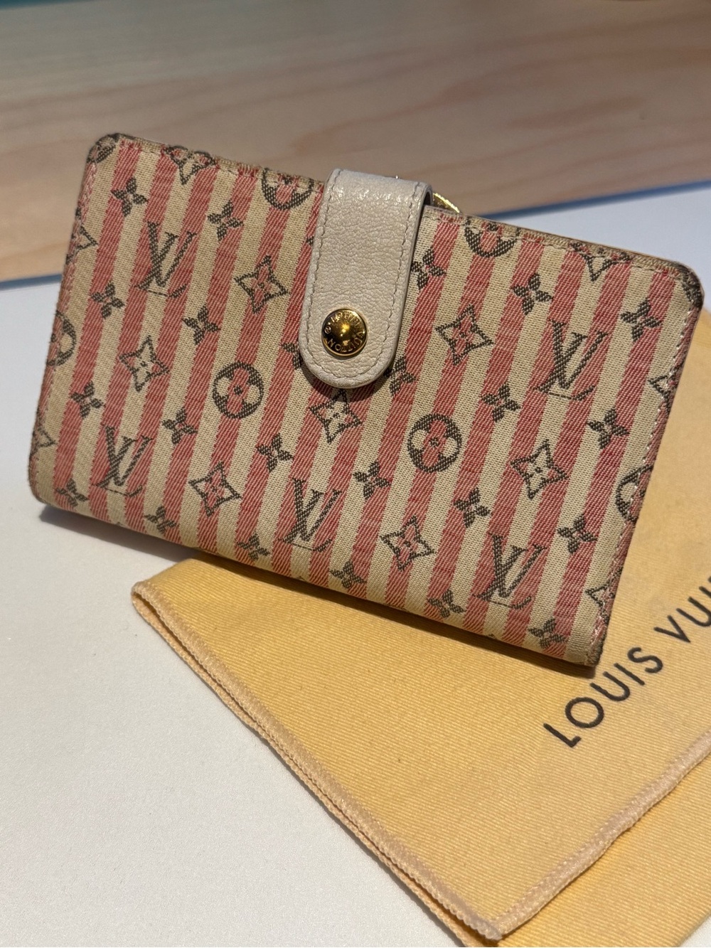 Louis Vuitton Vintage Monogram Mini Lin Croissette French Purse Wallet